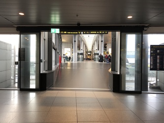 Københavns Lufthavn - Ankomst til lufthavnen via metro