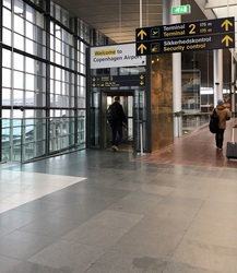 Københavns Lufthavn - Ankomst til lufthavnen via metro