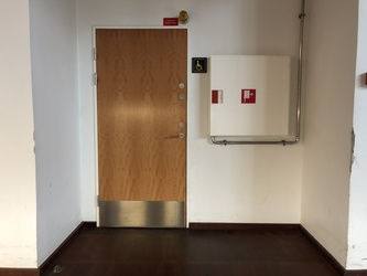 Københavns Lufthavn - Terminal 2 - Toilet lige før security (1. sal)