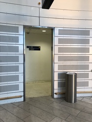 Københavns Lufthavn - Toilet (efter security) ved gate A18