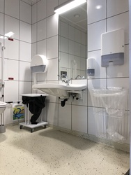Københavns Lufthavn - Toilet (efter security) ved gate C36