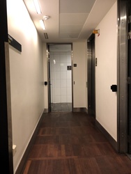 Københavns Lufthavn - Toilet (efter security) i Terminal 3 ved Lagkagehuset