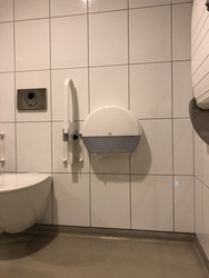 Københavns Lufthavn - Toilet (efter security) ved gate F7